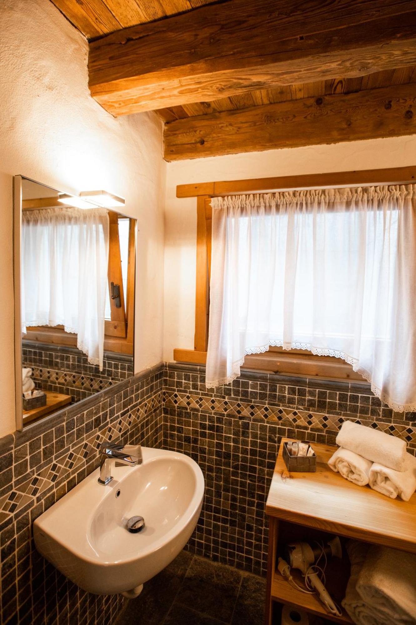 Agriturismo Botondoro San Nicolo di Comelico Værelse billede